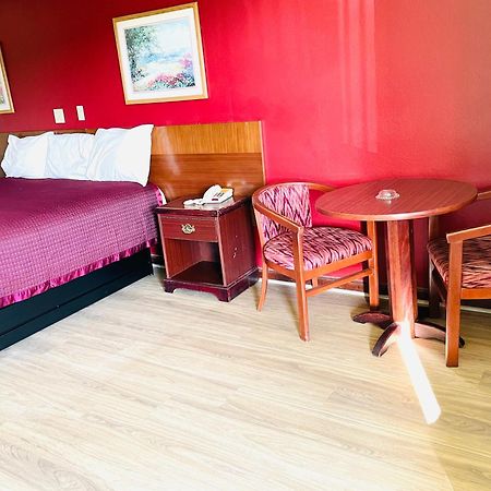 Western Inn Express Hazlehurst Экстерьер фото